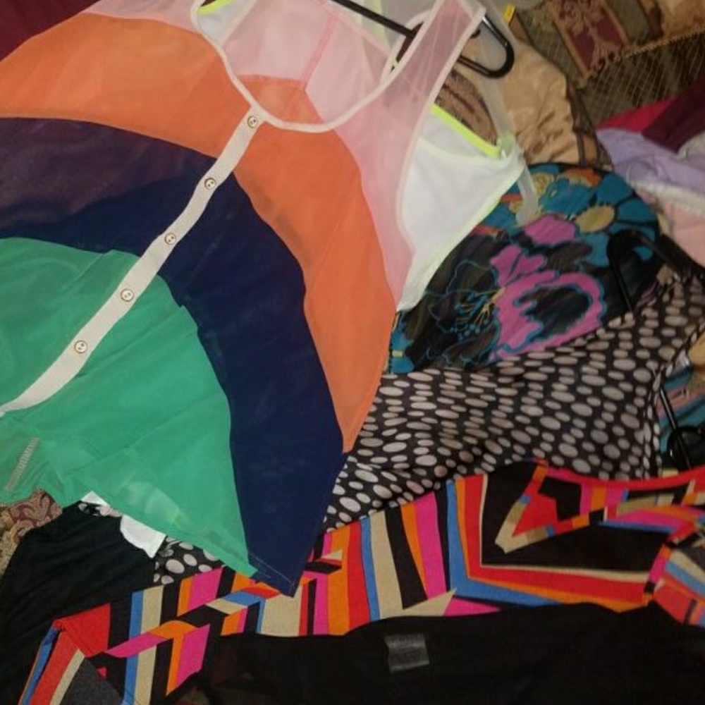 Women's tops